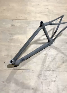 Sườn mộc cacbon có mỗi nối- road 700c cao 56cm ngang 55cm -KIỂU 8+ (KHÔNG KÈM PHUỘC) đọc kỹ mô tả dành cho xe đạp