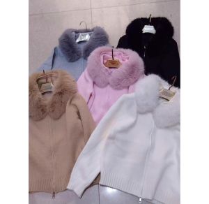 YUEZHONGWEI | White Large Fur Collar Hooded Zip-Up Knit Cardigan