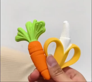 [ 81159 ] Bộ ngậm nướu hình quả Chuối + Củ Cà Rốt chất liệu silicone ( 3m+ )