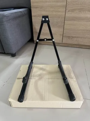 ขาตั้งกีตาร์ guitar stand ทรง A เหล็กเคลือบสีอย่างดี หุ้มยางฟองน้ำกันกีตาร์เป็นรอยอย่างหนา พับเก็บง่ายสะดวก ใช้ได้ทั้งกีตาร์โปร่งเบสอูคูเลเล่ สินค้าคุณภาพดี พร้อมส่ง🚚