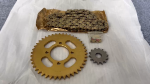 Nhông sên dĩa Suzuki GN125 mẫu tốt