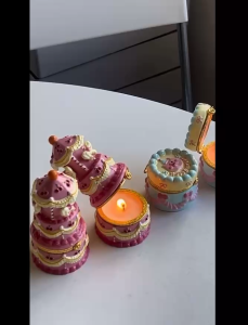 SG Birthday Cake Handmade Ceramic Jar Candle Vintage Romantic Cute Creative Figurine Birthday Gift for Girls Girlfriend Cute Birthday Present