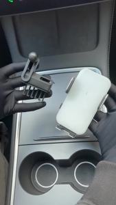Giá Đỡ Điện Thoại Ô Tô Cho Tesla Model3 2019-2022 Model Y 2021-2024 Năng Lượng Mặt Trời Tự Động Kẹp Kim Loại Silicon Gắn Khung Màu Xám Phụ Kiện