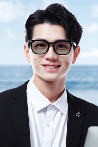 Photochromic Multifocus Progressive Reading Glasses for MenSunglass for OutdoorUltra-light Tr90 Frame Presbyopia Eyeglasses