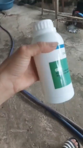 Mite Spray Chicken Mite Killer 500ml CHIKEN Safe Bug Killer for Poultry Farm Home Use Strong