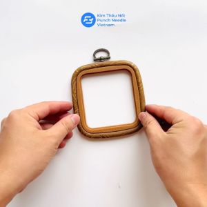 Khung thêu nhựa vẫn gỗ hình vuông bo tròn góc nhiều size - Kim Thêu Nổi sử dụng thêu tay thêu nổi trang trí decor