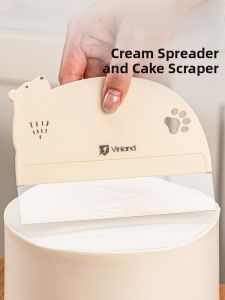 Transparent Plastic Cake Cream Smoother Baking Tool Dough Scraper Soft Plastic Knife for Baking Decoration And Surface Smoothing