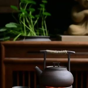 Japanese Style Teapot Handmade Retro Coarse Pottery Stoneware Kungfu Tea Ceremony Portable Tea Maker Ceramic Teapot Teaset