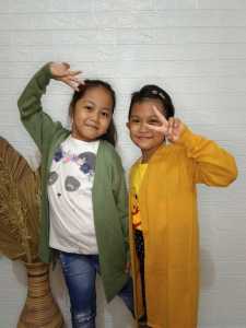 Nisa Long Cardy KIds Cardigan Anak 12 Get Perempuan - Bahan Wol Akrilik/Rajut - Tampil Keren, Kasual, dan Kekinian - Ukuran 8-10 Tahun - COD
