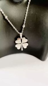 Dây chuyền nữ Titan cao cấp cỏ 4 Lá siêu đẹpcá tínhnổi bậtKhóa an toàn chắc chắnTặng kèm quà xịn sò.