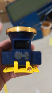 Mẫu mới - Đèn Pin Đội Đầu Siêu Sáng XJ-500 Pin Trâu 10-20h 3 Chế Độ Sáng Chống Nước