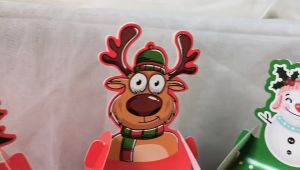 50 ใบ กล่องขนม 4.9 ฿ - กล่องกระดาษ คุกกี้ คริสต์มาส หรือลายหัวตุ๊กกา สินค้าพร้อมส่ง