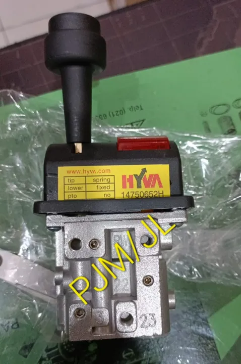 VALVE CONTROL HYVA 14750667H UNIT TRUCK HOWO | Lazada Indonesia