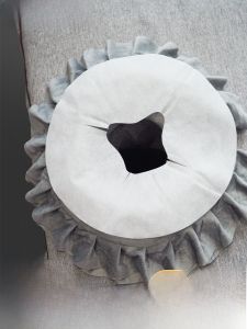 Disposable Non-Woven Face Towel Beauty Salon Bedding Pillow Cover Massage Bed Headrest Hole Towel Single Use Face Pad