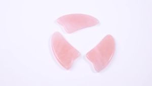 1pc Dolphin Shape Gouache Scraper SPA Massage Natural Jade Gua Sha Face Massager Body Skin Gouache Scraping Beauty Care Tool