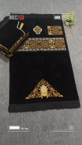 Sajadah Dewasa Turki Tebal Premium Motif Kiswah Bahan Bludru Nyaman Dipakai