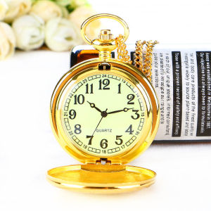 Gold Large Pocket Watch Clear Luminous Retro Flip Student Necklace Pocket Watch Nostalgic Digital Quartz Watch for the Elderly