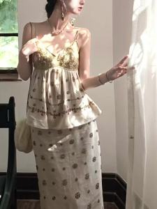 Heavy Embroidery Bronze Flower Studs Linen Top High-Waisted Straight Skirt
