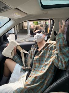 American Retro Plaid Shirt Mens Loose Breathable Street Fashion Long Sleeve Casual Shirt Womens Versatile Sun Protection Coat