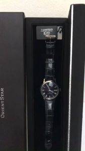 Đồng hồ cơ nam Orient Star Watch Classic SEL0900 máy automatic tích cót 40 tiếng hiển thị dự trữ năng lượng mặt kính Sapphire chống xước chống nước 5 ATM dây da đeo tay cao cấp chính hãng