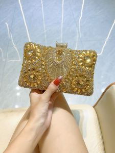 กระเป๋าถือคุณภาพสูงประดับเพชรสำหรับงานวันเกิด กระเป๋าสะพายไหล่แบบหนัง PU ทรงสี่เหลี่ยมจัตุรัสสำหรับผู้หญิง