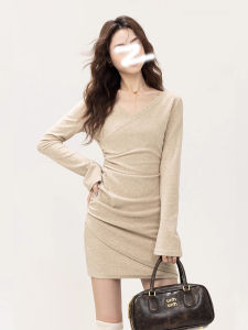 Elegant V-neck Knitted Dress Womens Autumn Winter New Style Waist-cinching Slimming Short Skirt Base Layer Fitted Dress