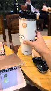 [ Quà tặng ý nghĩa ] Ly giữ nhiệt 900ml chính hãng TYESO - Tặng Kèm Charm