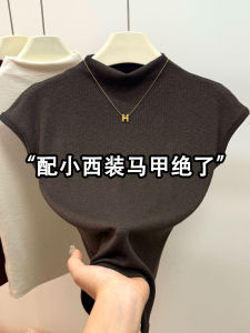 Slim Fit Short Sleeve T-Shirt Womens Fashionable Black Stand Collar Top Moisture Wicking Breathable Regular Length