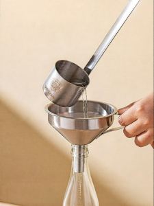 MODERN SWEETHOME | Filtering Spout Funnel Food Grade 316L Stainless Steel
