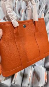 ❗❗  ทักแชทรับส่วนลด ❗❗  กระเป๋าสะพาย GD 30 Pu Premium 🔥🔥แถม สายหนัง และ สายแคนวาส mbagshop กระเป๋าคุณภาพดี กระเป๋าสะพายผญ กระเป๋าสตางค์ กระเป๋า กระเป๋าคาดอก กระเป๋า