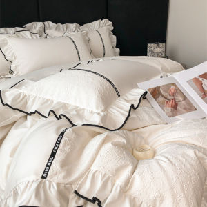 French Style Thickened Flannel Bedding Set Floral Lace Design Skin-friendly Creamy Princess Style Quilt Cover Sheet Pillowcase