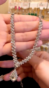 Fashion Diamond-studded Water Drop Tassel Necklace Earrings Two-piece Set Light Luxury Temperament Collarbone Chain High-end Sense Necklace Female