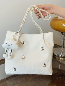 Large Capacity Butterfly Shoulder Bag for Women 2025 New Fashion Tote Bag Suitable for Class Commuting Versatile Polyester Material