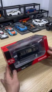 Mô Hình Xe Ôtô Kim Loại 1/24 Xe Khách TOYOTA COASTER Dùng Để Trưng Bày Bàn Làm Việc