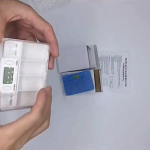 ตลับใส่ยา ตั้งเวลาได้ เตือนทานยา หน้าจอ Digital 4 ช่อง Pill Reminder ตลับแบ่งเม็ดยา กล่องใส่ยา ตลับยา