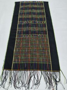 Suri suri pakaian adat pria simalungun