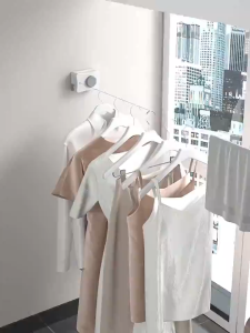 Retractable Clothesline 5.1m Retractable Clothes Horse Made Of Stainless Steel Cloth Wire Rope Its Non Slip And Extendable A Wall Mounted Clothesline Ideal For Apartment Drying Offering Durability And Functionality