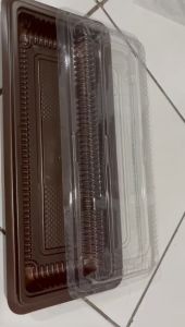 Mika brownies uk L 50pcs bolu + tutup