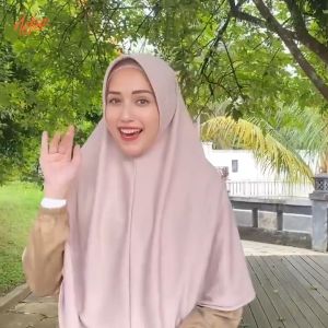 Nafisa Asha Premium | Hijab Instan Bergo Pet Antem | Jilbab Kain kaos super DOUBLE NIT Jumbo Hijab Jumbo Kualitas Tinggi Beragam Warna Fashionable - Lazada