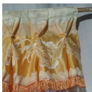 Rèm Cửa Thanh Ngọc Cao 37 cm Trang Trí Nhà Cửa Chính Cứa Sổ ....Vải Gấm Màu Vàng