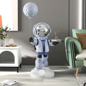 Luxury Astronaut Figurine Ornament