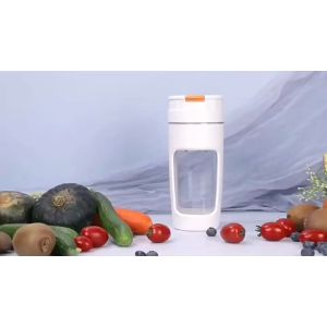 Blender Juicer Buah Portable Tumbler Travelling 4 Mata Pisau Bahan Tritan BPA Free 600ml
