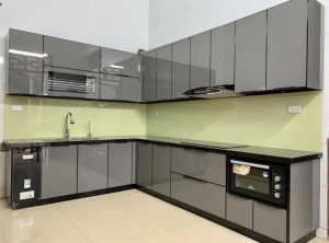 Tủ bếp cánh kính Hồng Anh kính cường lực khung nhôm cao cấp giải pháp bếp hiện đại bền đẹp