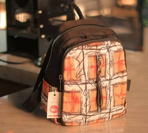Tas Ransel Wanita: Pilihan Import & Trendy