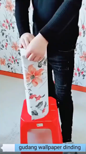 (PAKET 10 LEMBAR )Wallpaper Linen Roll 3D Stiker Dekorasi Kamar Sticker Dinding Busa Tebal 3M×50CM