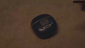 Tai nghe Bluetooth REMAX TWS-36 phong cách retro