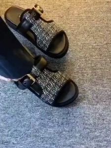 Alf&diy Sandal Slop Wanita Combinasi Gesper 2024 Sendal Cewe Platform kekinian Viral