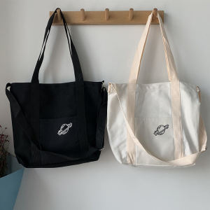 กระเป๋าผ้าใบสะพายข้างแบบสะพายไหล่สำหรับผู้หญิง ความจุขนาดใหญ่ สไตล์ญี่ปุ่นเรียบง่าย กระเป๋าผ้าใบสำหรับนักศึกษา กระเป๋าสะพายข้างแบบสะพายข้างแบบลำลอง