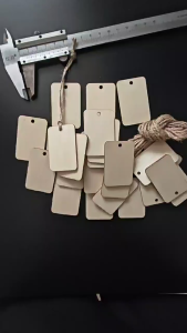 พวงกุญแจแท็กป้ายไม้ (set10/20ชิ้น) พร้อมเชือก แผ่นแท็กป้ายไม้สําหรับทำงานฝีมือ D.I.Y