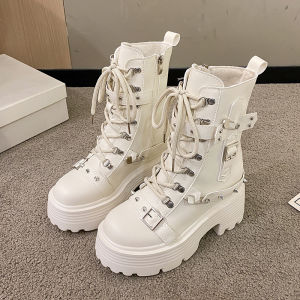 รองเท้าบูทมาร์ตินผู้หญิงบุขนแกะหนาฤดูใบไม้ร่วงและฤดูหนาวใหม่ปี 2024 รองเท้าบูทสั้นทรงเข้ารูปสไตล์อังกฤษสุดเท่สำหรับเด็กผู้หญิง